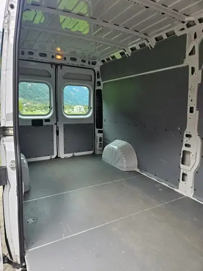 Fiat Ducato 2.3 MJ 130 ch — Utilitaire L3H2 entretenu, prêt au travail — Miniatur 18