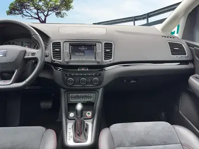 SEAT Alhambra 2023 — Monospace 7 places, équipement premium et toit panoramique — Miniature 12
