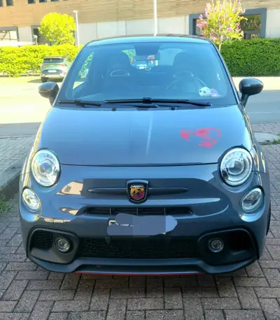 Fiat 595 Abarth 70° Anniversaire — Édition spéciale sportive, 165 ch, faible kilométrage — fianco