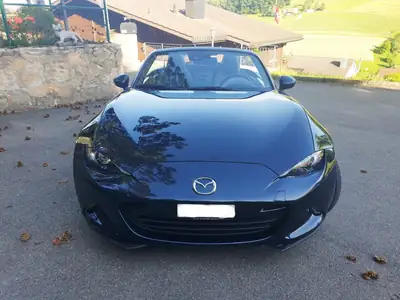 Mazda MX-5 2021 — Cabriolet sportif 184 ch, kit complet de roues et pneus — fianco