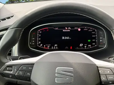 SEAT Ateca 190 ch — SUV compact dynamique, traction intégrale, 28 600 km — Miniatura 12