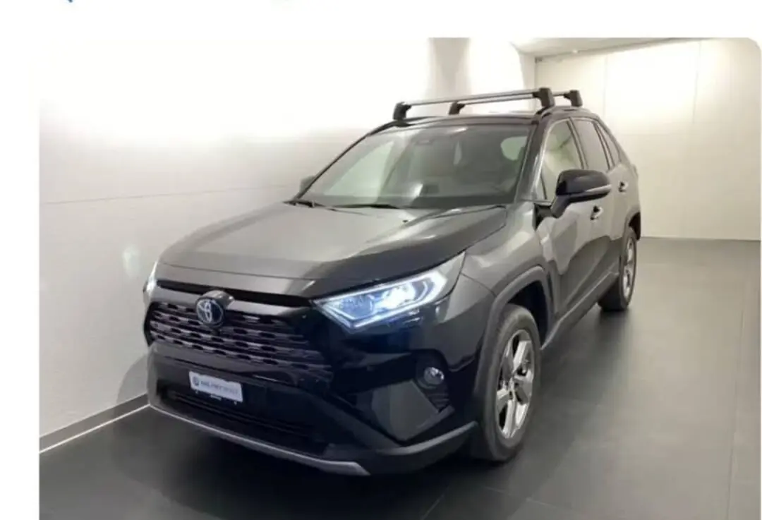 Toyota RAV4 Hybrid 2019 — SUV écologique 222 ch, 71'000 km, tout-terrain AWD