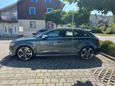 Audi RS3 Sedan 2015 — Performance brute 367 ch, entretien premium, première main — côté