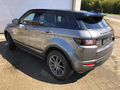 Land Rover Range Rover Evoque 2018 — Élégance SUV compact, 4x4 intégral, faible kilométrage — Seitenansicht