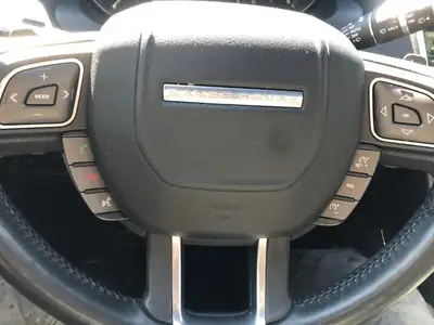 Land Rover Range Rover Evoque 2018 — Élégance SUV compact, 4x4 intégral, faible kilométrage — Miniatur 9