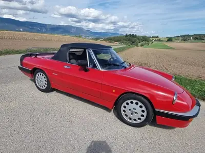 Alfa Romeo Spider Aerodinamica 1989 — Roadster italien authentique, état impeccable — rear view