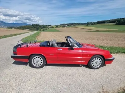 Alfa Romeo Spider Aerodinamica 1989 — Roadster italien authentique, état impeccable — interior