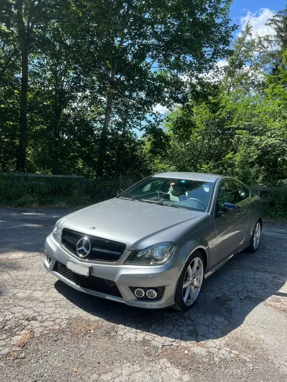Mercedes-Benz Classe C 2011 occasion La Roche — 2