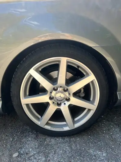 Mercedes-Benz C 180 Coupé 2011 — Élégance sportive, très peu kilométré — Thumbnail 10