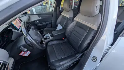 Citroën C5 X Plug-in Hybrid — Monospace familial 224 ch, 86 500 km — Miniatura 7