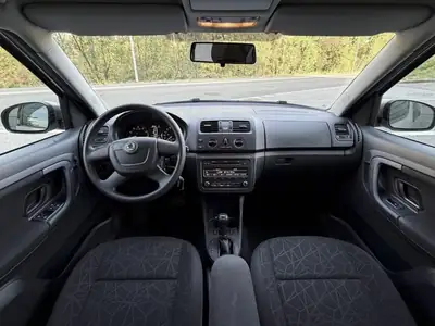 Skoda Roomster 105 ch — Monospace pratique et économique, 99'000 km — dettaglio