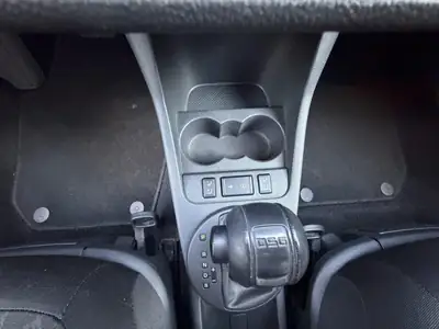 Skoda Roomster 105 ch — Monospace pratique et économique, 99'000 km — Miniatura 8