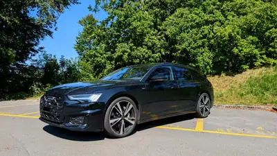 Audi A6 Avant 50 TFSI e — Break hybride performant, 21 500 km seulement — Außenansicht