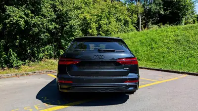Audi A6 Avant 50 TFSI e — Break hybride performant, 21 500 km seulement — Seitenansicht