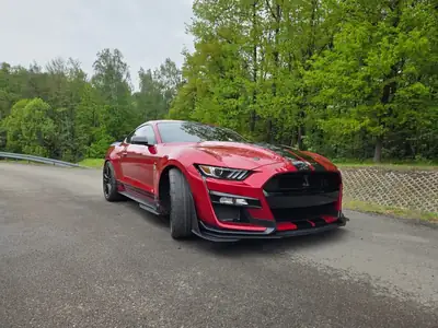 Ford Mustang Coupé 2020 — 771 ch, Propulsion légendaire, Faible kilométrage — vista esterna
