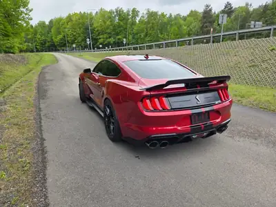 Ford Mustang Coupé 2020 — 771 ch, Propulsion légendaire, Faible kilométrage — Miniatura 7