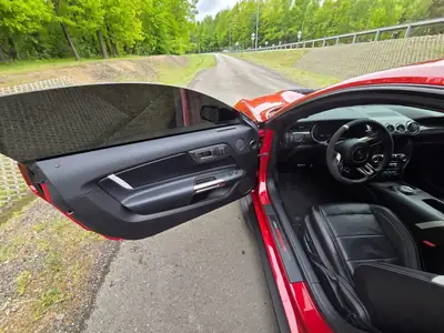 Ford Mustang Coupé 2020 — 771 ch, Propulsion légendaire, Faible kilométrage — Miniatura 11
