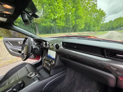 Ford Mustang Coupé 2020 — 771 ch, Propulsion légendaire, Faible kilométrage — Miniatura 14