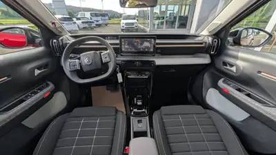 Citroën C3 Aircross Mild-Hybrid — Crossover urbain économe et dynamique — dettaglio