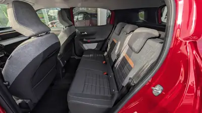 Citroën C3 Aircross Mild-Hybrid — Crossover urbain économe et dynamique — Miniatura 8