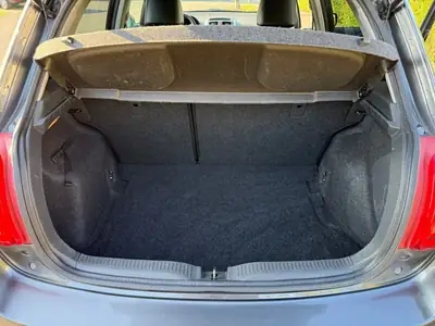 Toyota Auris 2012 — Berline compacte dynamique, 240 ch et modifications certifiées — Miniatura 9