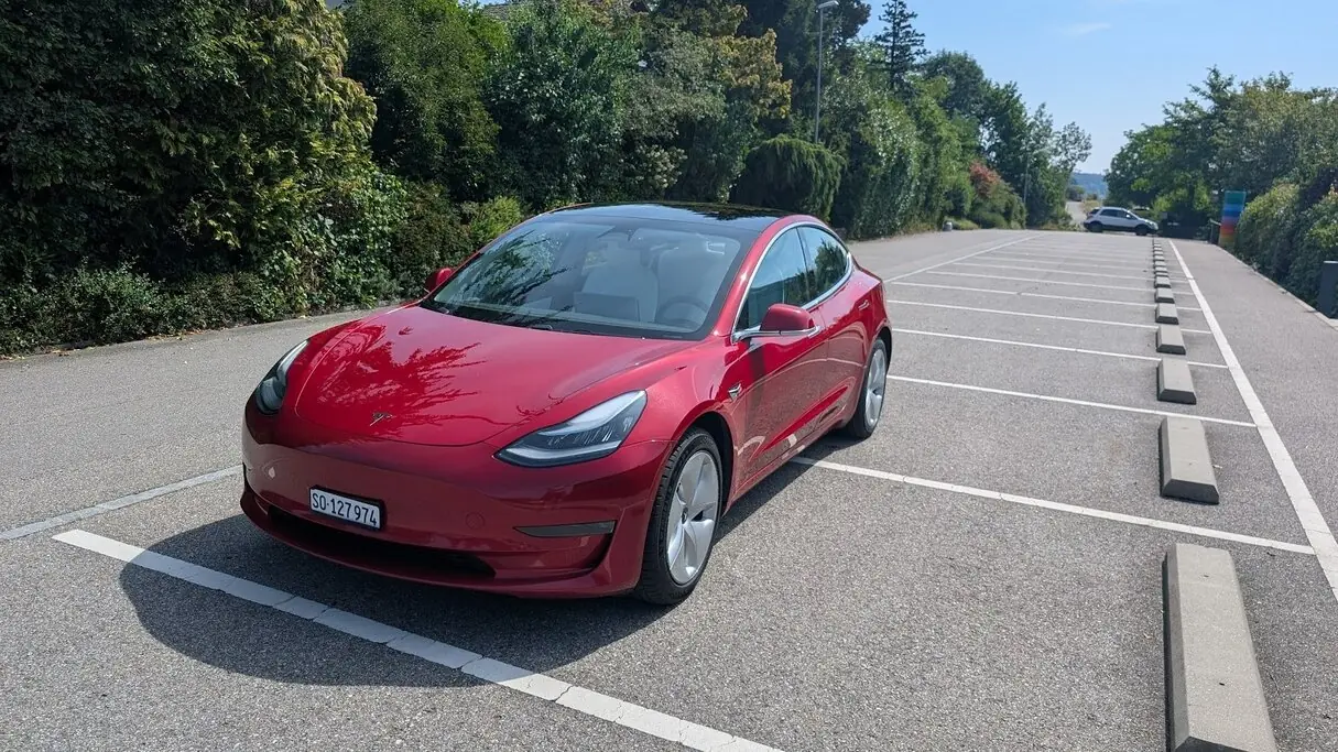 Tesla Model 3 — Berline électrique haute performance, 476 ch et première main