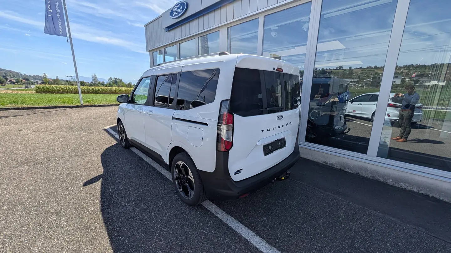 Ford E Tourneo Courier Active 2026 occasion Hitzkirch — 4
