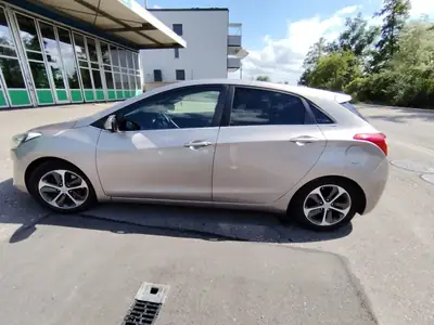 Hyundai i30 Break Diesel 2016 — Spacieuse, fiable et économique — côté