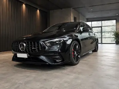 Mercedes-Benz A 35 AMG — Berline sportive 306 ch, transmission automatique — Seitenansicht
