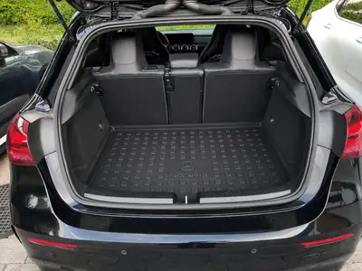 Mercedes-Benz A 35 AMG — Berline sportive 306 ch, transmission automatique — Miniatur 13