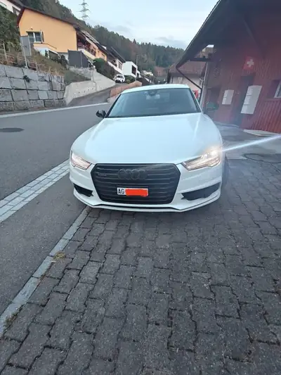 Audi A7 Diesel 218 ch — Berline premium avec suspension pneumatique et équipements avancés — Außenansicht