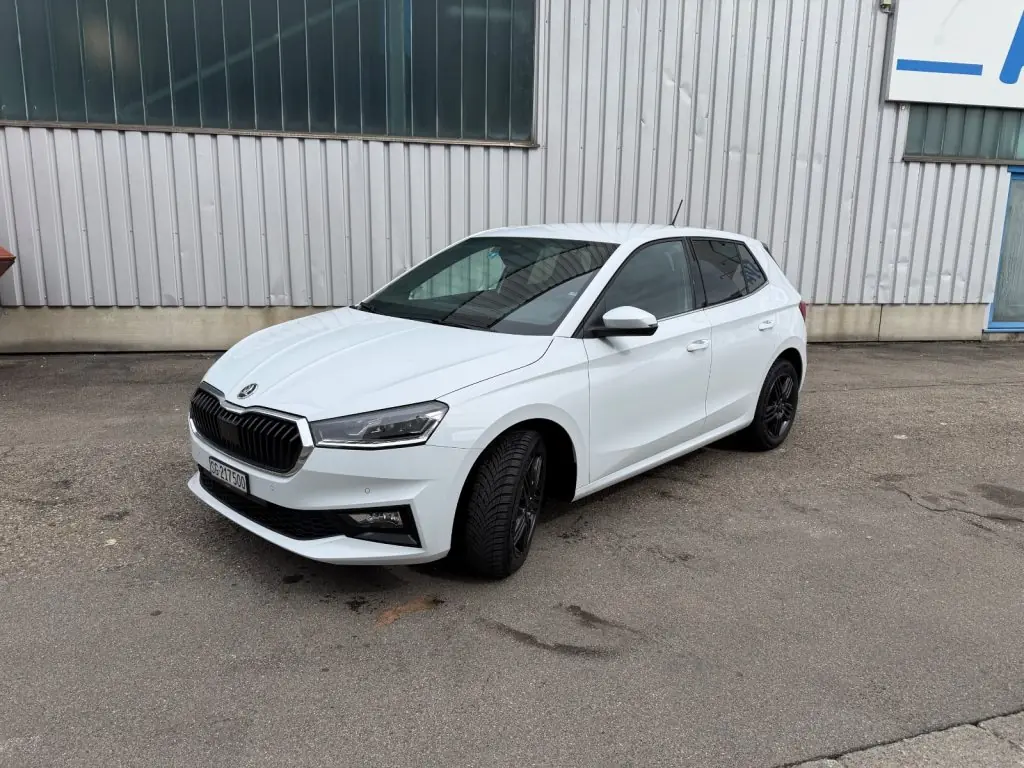 Skoda Fabia 2026 — Citadine agile, moteur 3-cylindres efficace, équipements premium