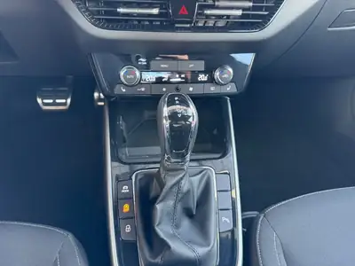 Skoda Fabia 2026 — Citadine agile, moteur 3-cylindres efficace, équipements premium — Miniatur 11