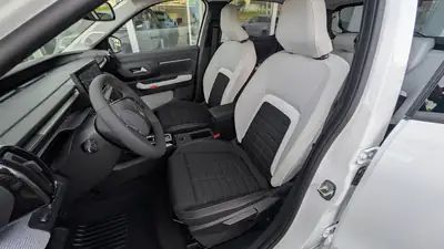 Citroën C3 2027 — Citadine hybride légère, quasi neuve avec 50 km — Miniatur 7
