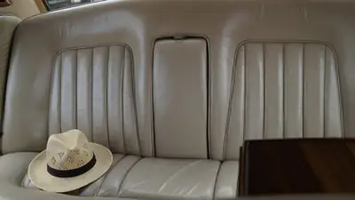 Rolls-Royce Silver Shadow 1968 — Berline de prestige anglaise, entretien régulier — Miniatura 9