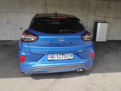 Ford Puma 2023 — SUV compact hybride essence, 12'600 km seulement — arrière