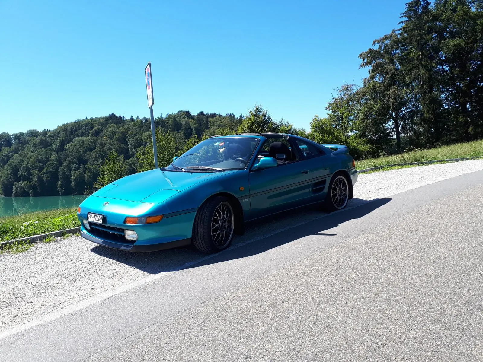 Toyota MR 2 1992 — Coupé sportif rétro certifié FIVA, préparation haut de gamme
