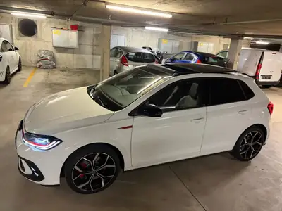 VW Polo 2025 — Berline dynamique 207 ch, boîte auto, cuir Varenna — vue extérieure