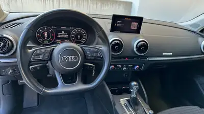 Audi A3 2.0 TDi Quattro 184 ch — Berline diesel performante, entretien récent — Miniatur 7