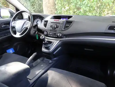 Honda CR-V 2.2 i-DTEC 4WD — SUV fiable, entretien complet, prêt à l'aventure — Miniature 8