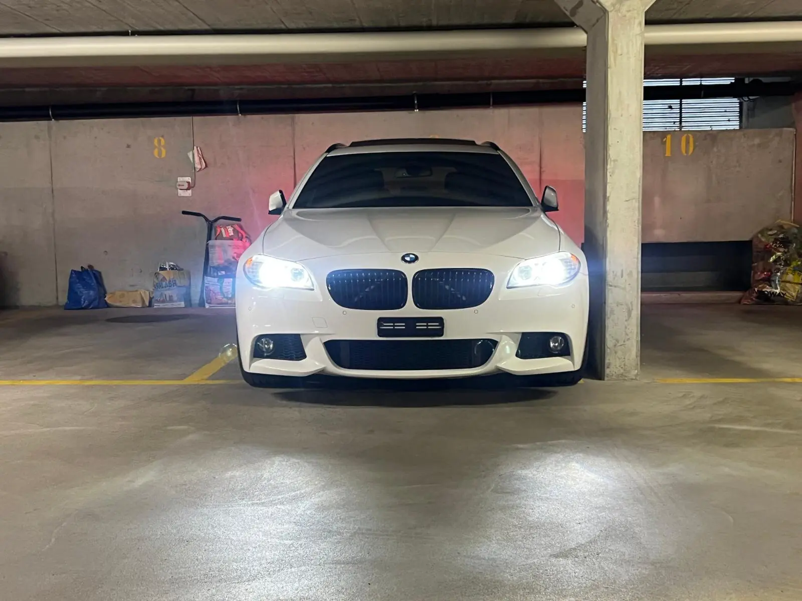 BMW 535 Touring Diesel — Break élégant 313 ch, transmission intégrale — Außenansicht