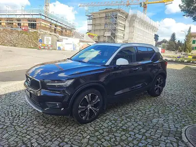 Volvo XC40 — SUV compact premium 247 ch, traction intégrale, équipement Polestar optimisé — vue extérieure