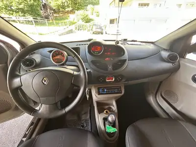 Renault Twingo GT 2007 — Citadine sportive personnalisée, 142'000 km — Miniatura 11
