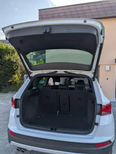 SEAT Ateca 150 ch — SUV polyvalent, 8 pneus incluant 4 hiver neufs — Miniature 7