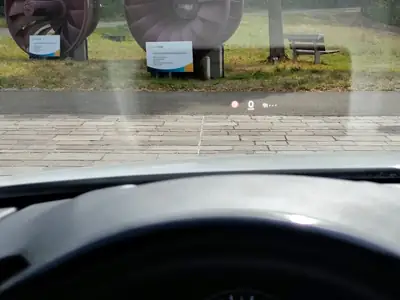 Mazda 3 Berline 2022 — Élégance hybride et sécurité 360° — Miniatur 15