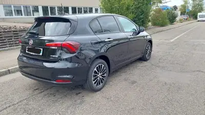 Fiat Tipo Sedan 2023 — Hybride MHEV, 18 300 km, finition Swiss Edition — Detail
