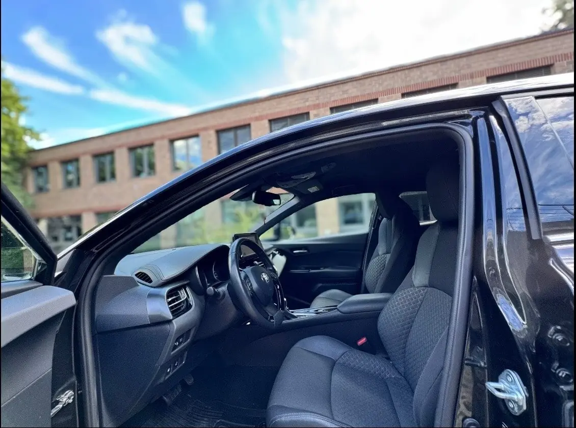 Toyota C-HR 2023 occasion Zürich — 3