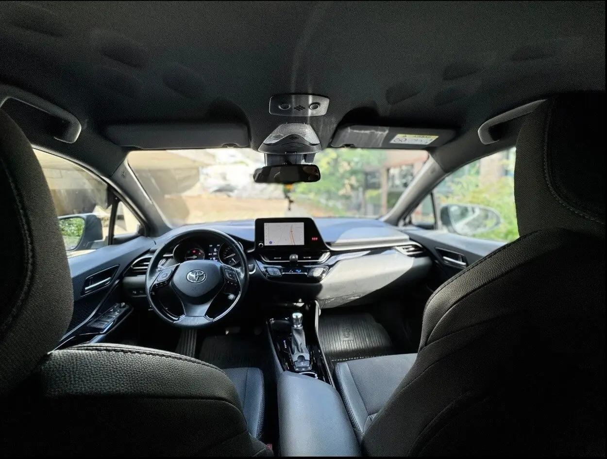 Toyota C-HR 2023 occasion Zürich — 4