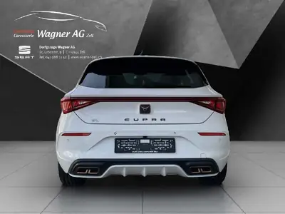 CUPRA Leon 245 ch — Hybride rechargeable, sportive et économe — Heckansicht