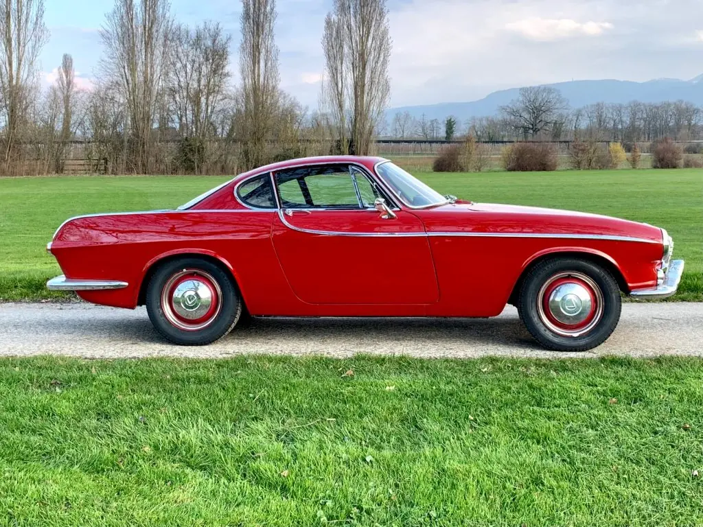 Volvo P1800 1963 — Coupé suédois emblématique, restauré et certifié FIVA — Außenansicht